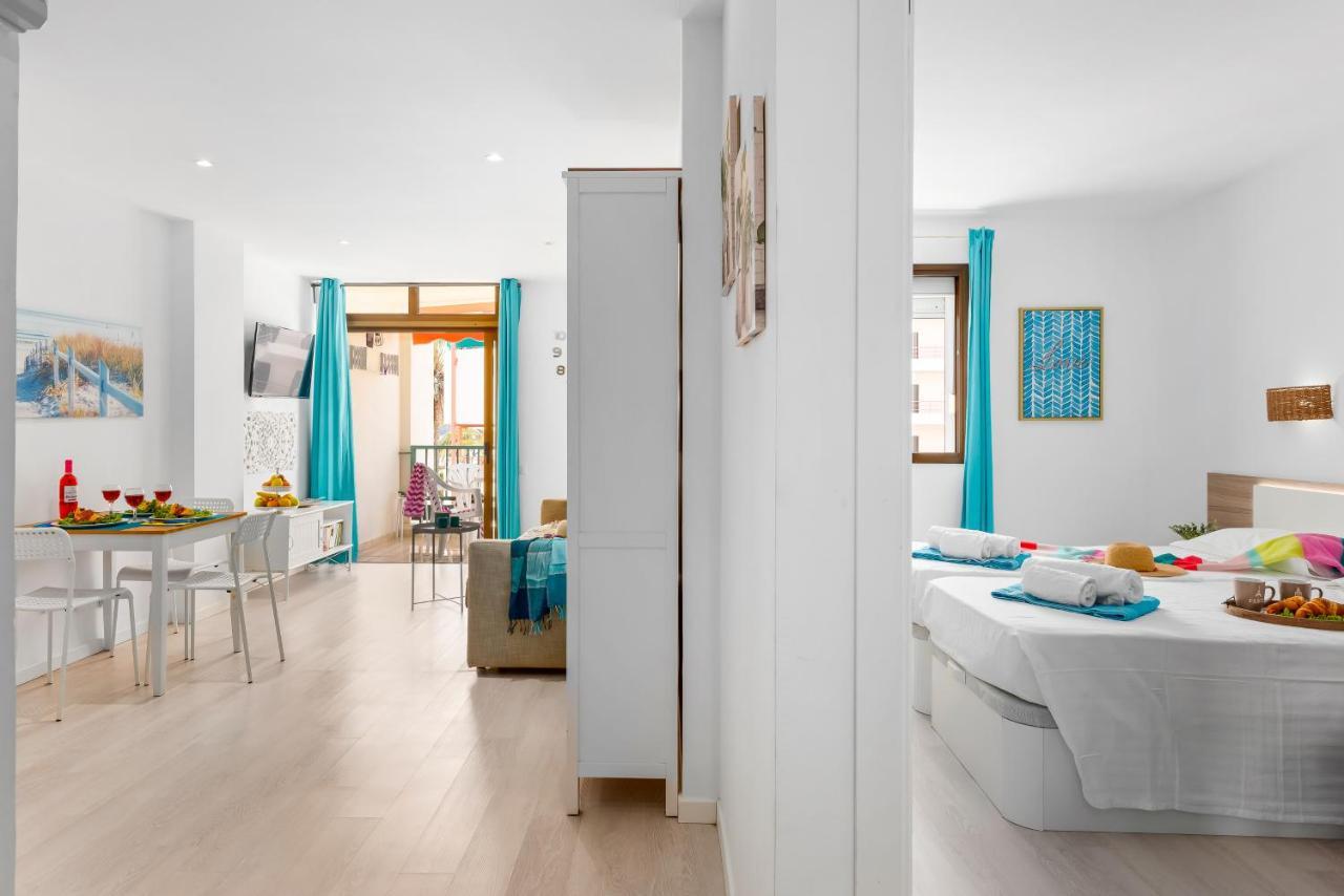 211 Cristianos First Sea Line, Swimming Pool
