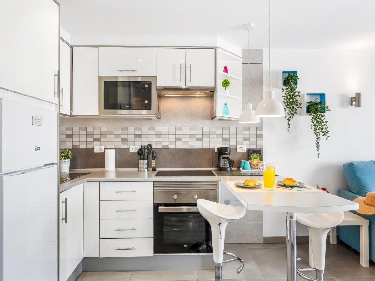 B16 Windsor Park, Exclusive Sea View, Heated Pool