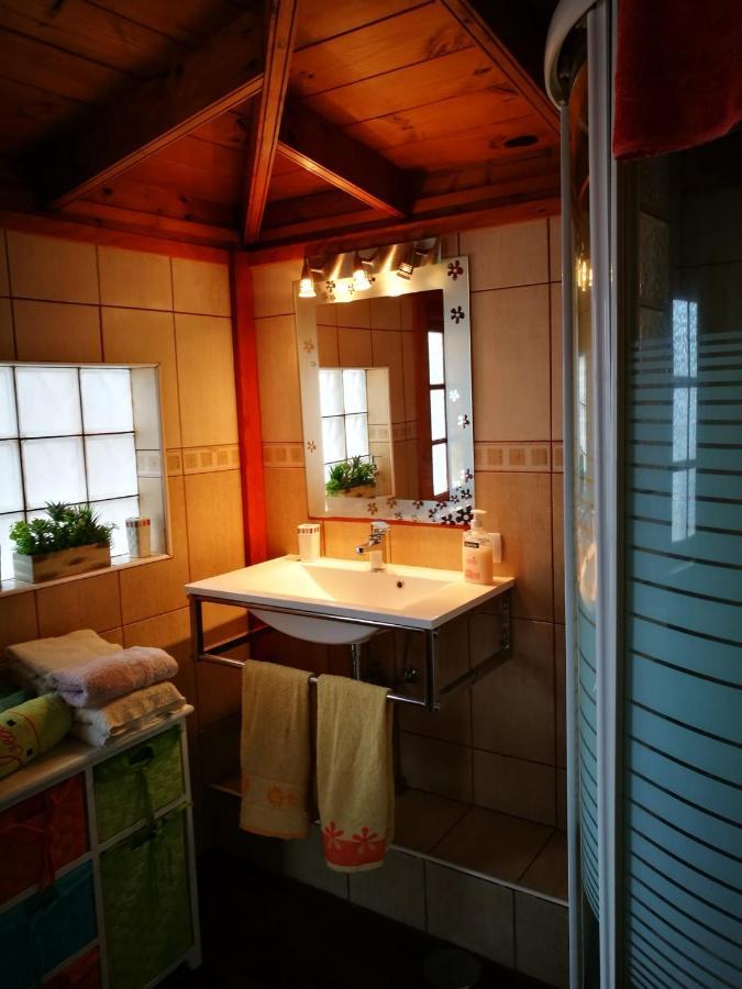 Charming House In With Shared Pool Hébergement de vacances Buenavista Del Norte