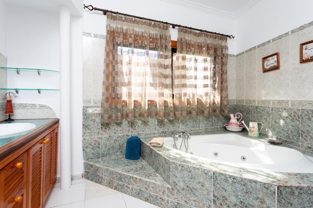 Villa Vivatenerife - Immense Villa, Unique And Exclusive *
