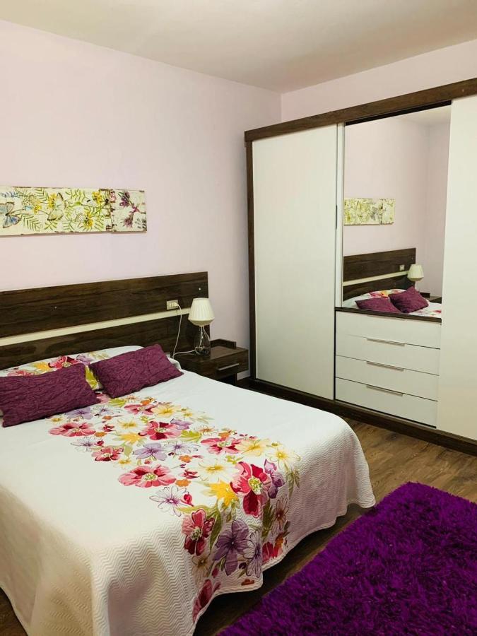 Tinizara Villa *