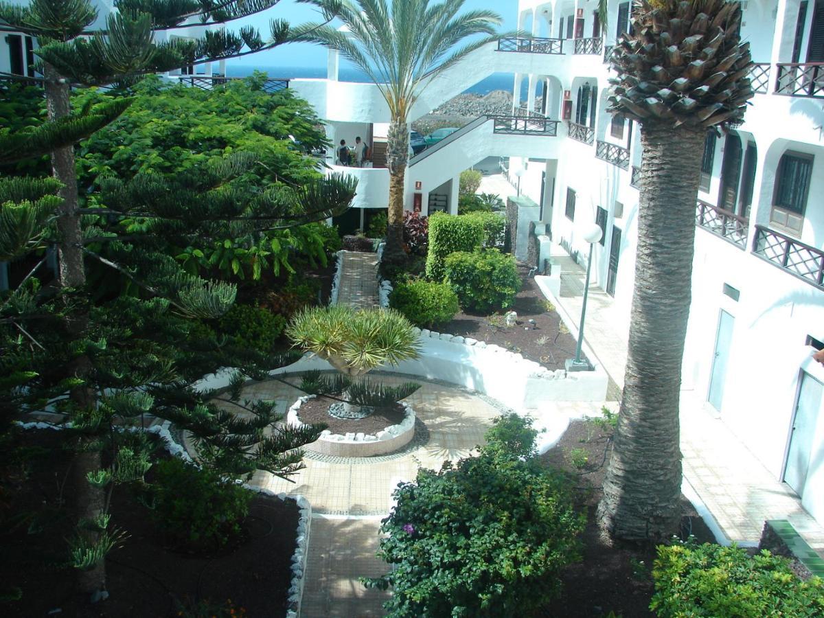 Coastside Apartment, Amarilla Bay