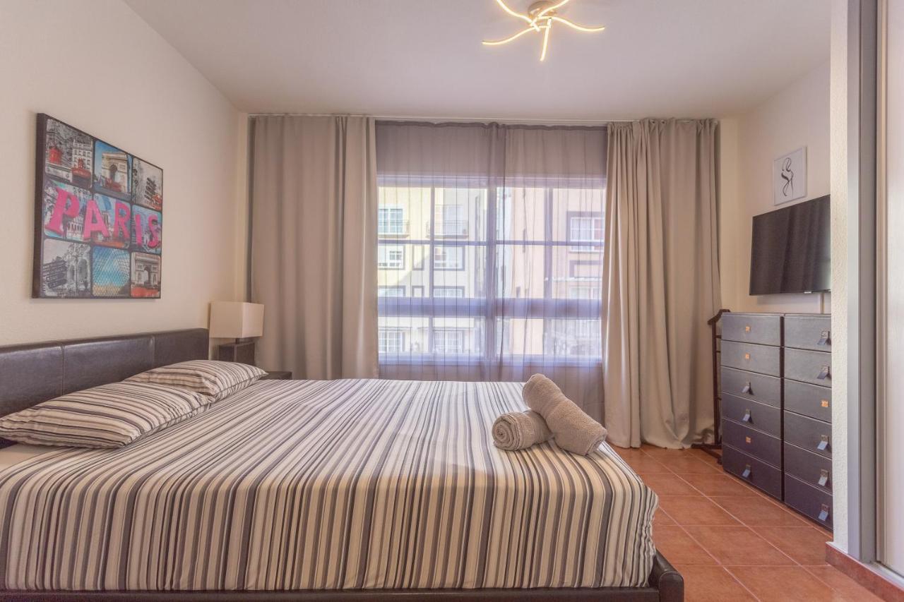 Apartment Aqua Vista 2 Bed Penthouse With Great Views *
