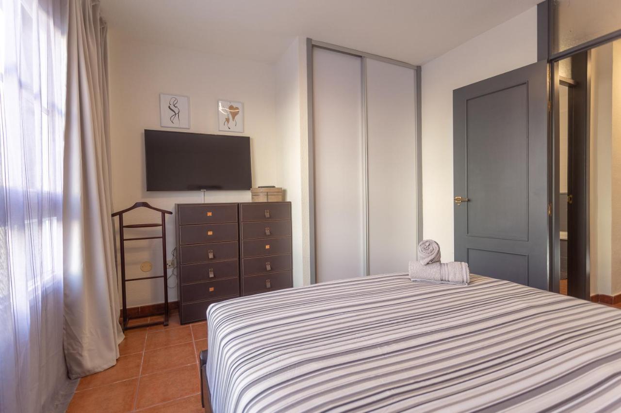 Apartment Aqua Vista 2 Bed Penthouse With Great Views *