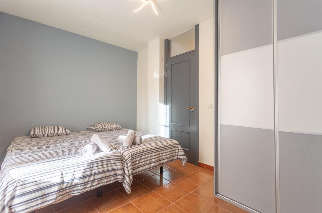 Apartment Aqua Vista 2 Bed Penthouse With Great Views *
