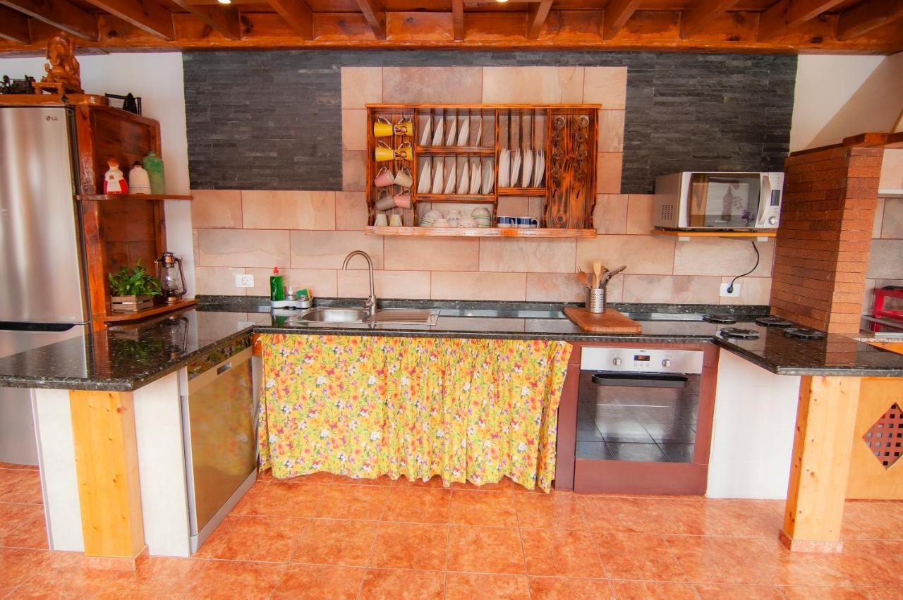 Casa Mercedes * El Río