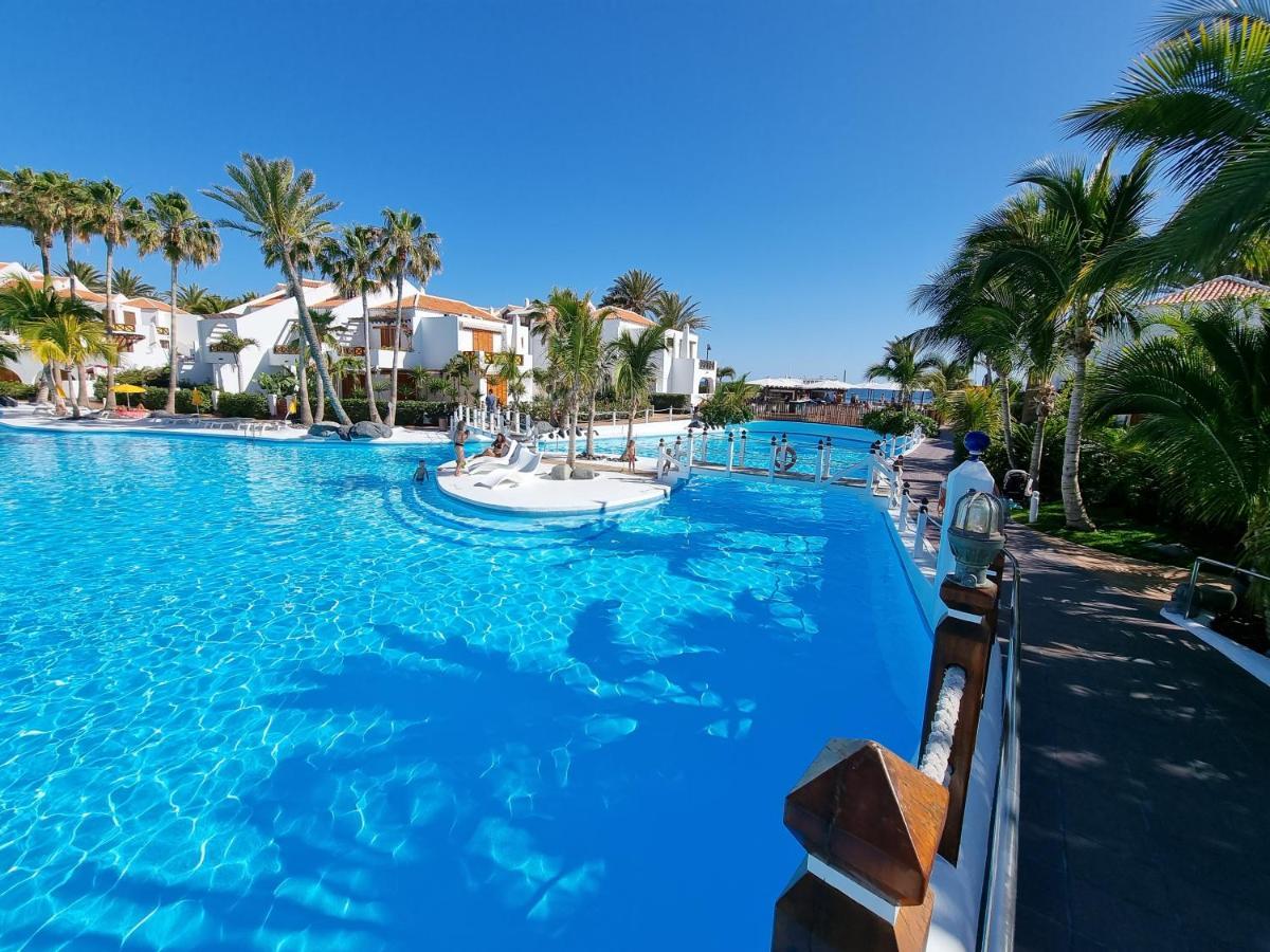 Apartment Studio No 1 Directly On The And Sea, Terrace, Heated Pool, Wifi