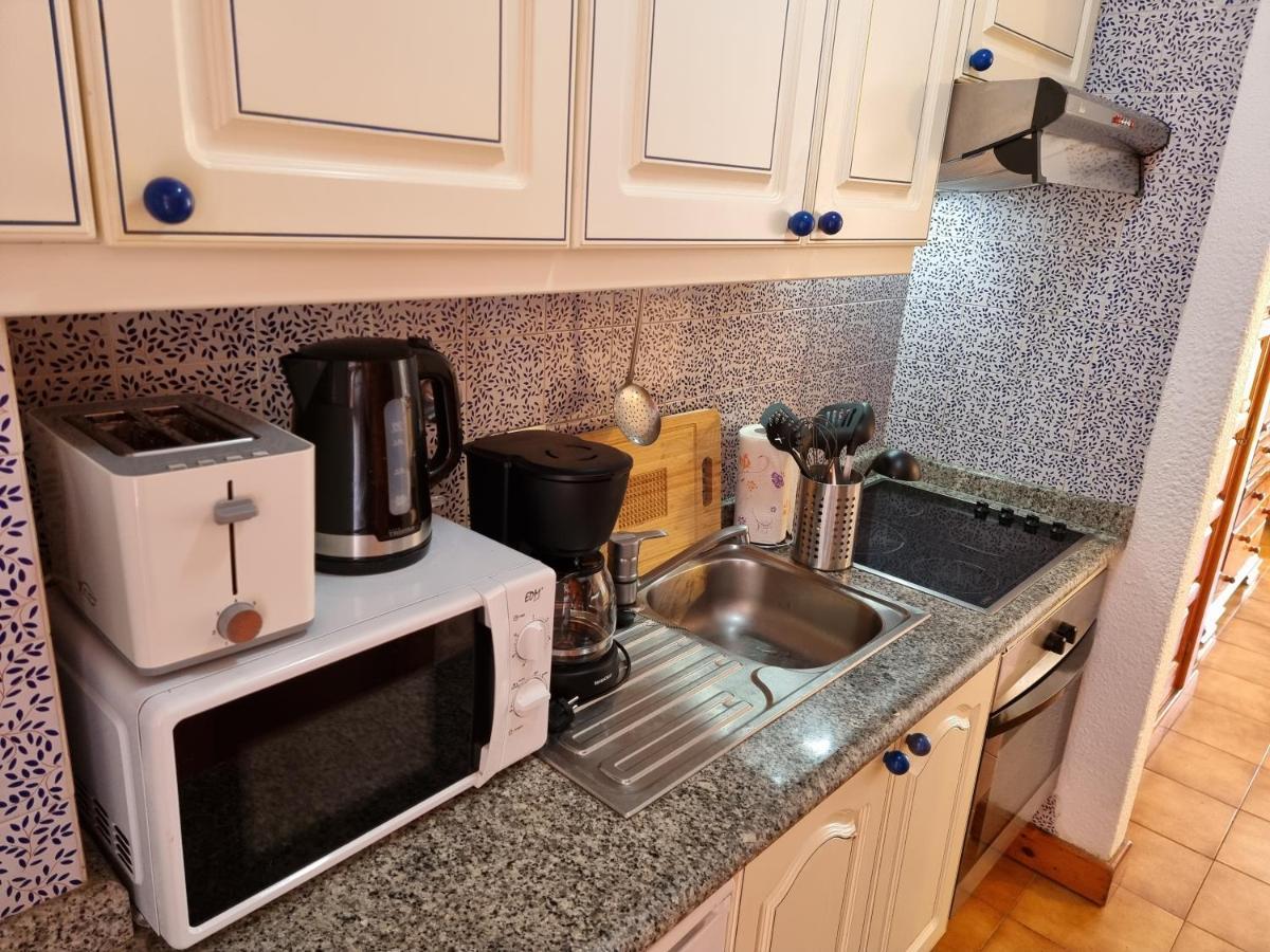 Studio No 1 Directly On The And Sea, Terrace, Heated Pool, Wifi Apartment Playa de las Americas (Tenerife)