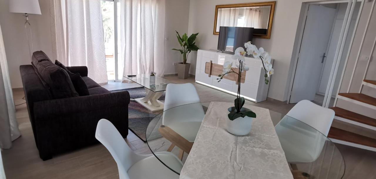 Apartamento Lirio Apartment