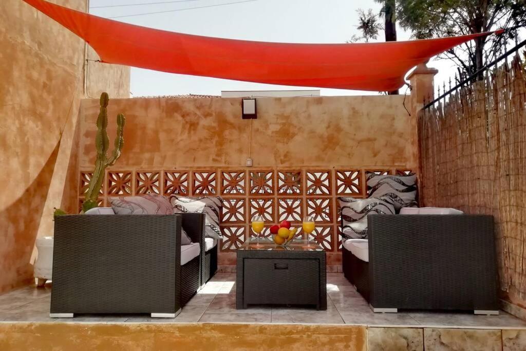 Semi-detached Sea Views, Huge Terrace, Close Palm-mar