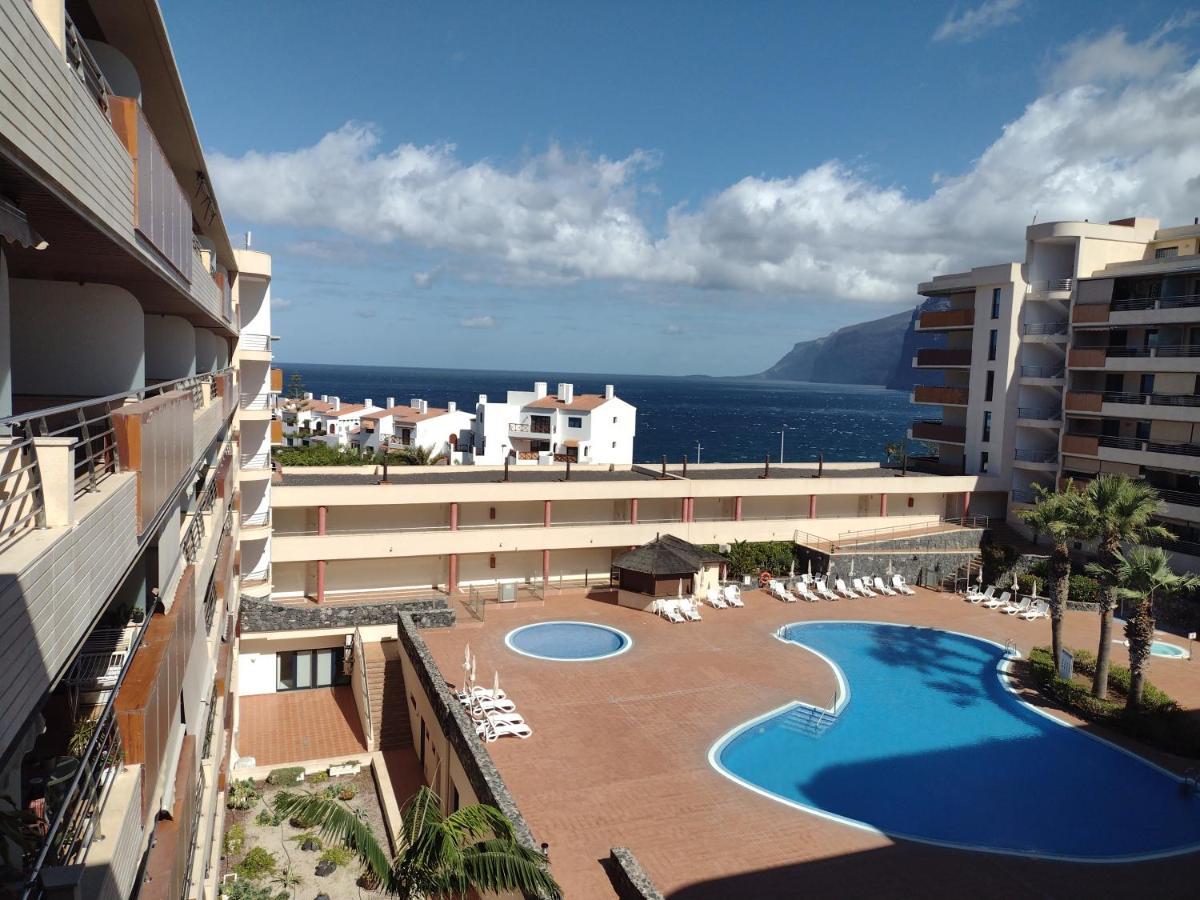 Balcon Los Gigantes Tenerife * Puerto de Santiago (Tenerife)