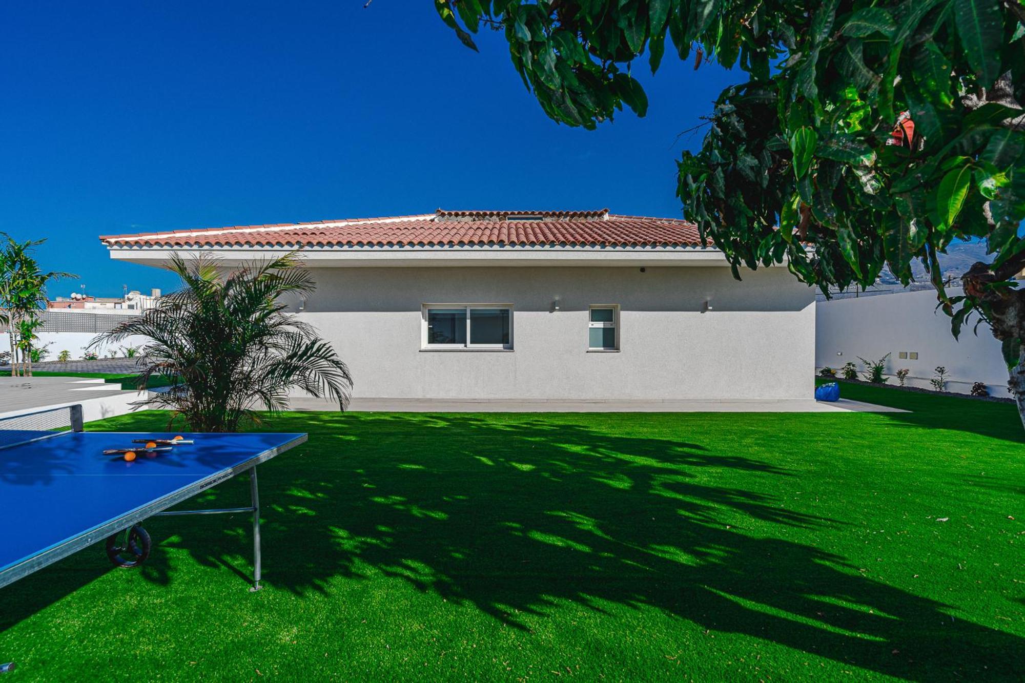 303 Casa Jardin Con Piscina Y Gran Jardin * Costa Adeje (Tenerife)