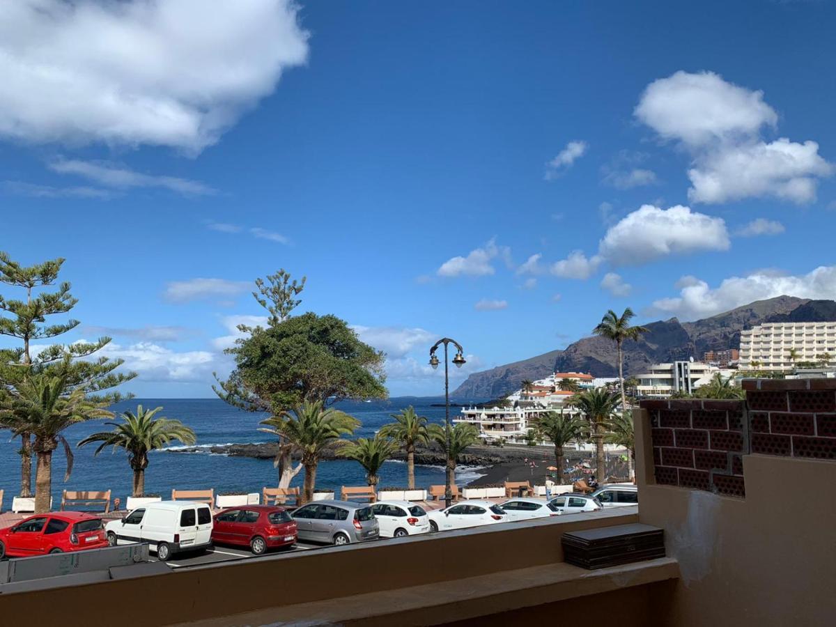 La Arena Sea Front Puerto de Santiago (Tenerife)