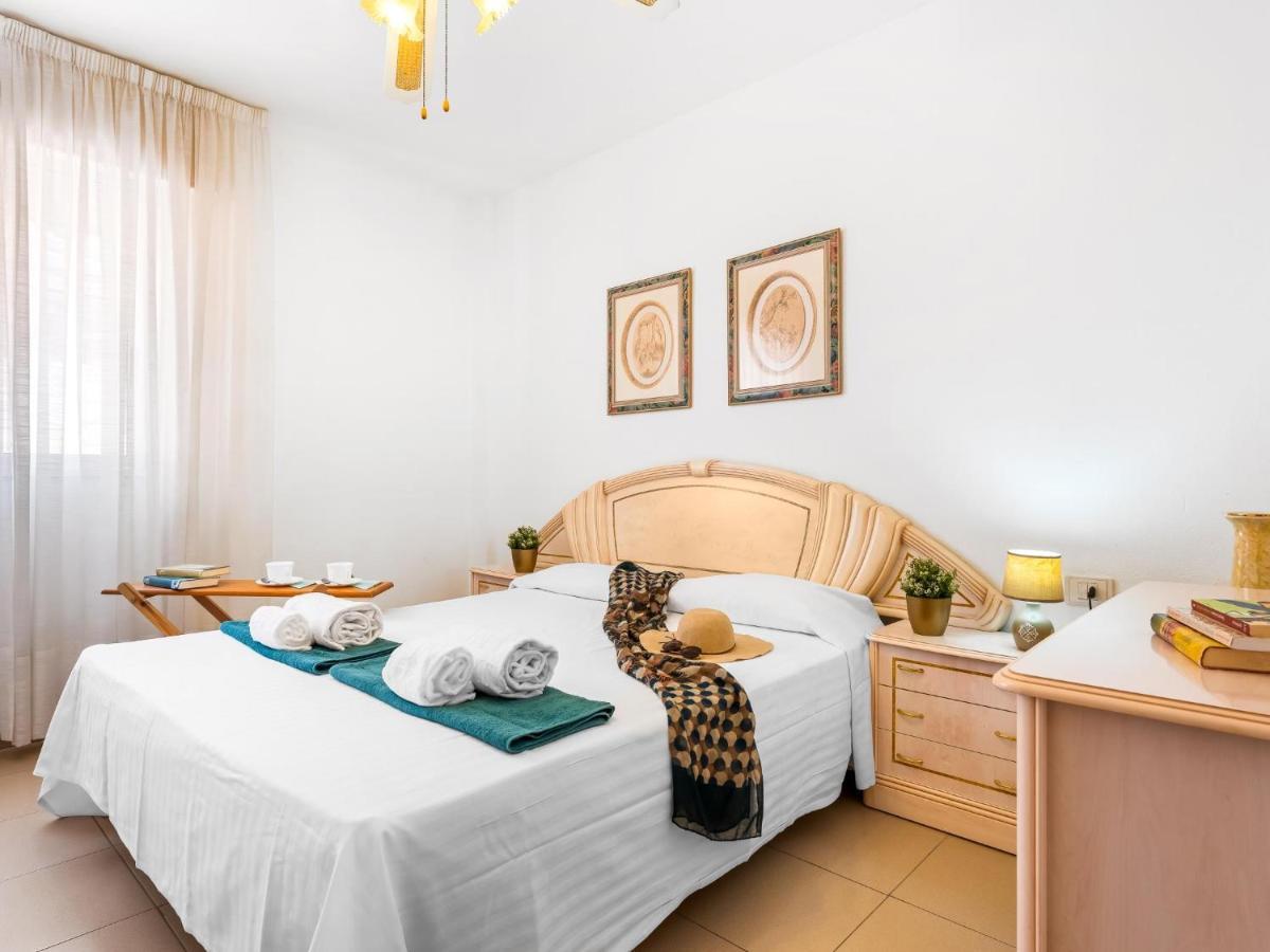 Apartment 1 1 Beautiful Seafront With Balcony And Wifi Los Cristianos (Tenerife)