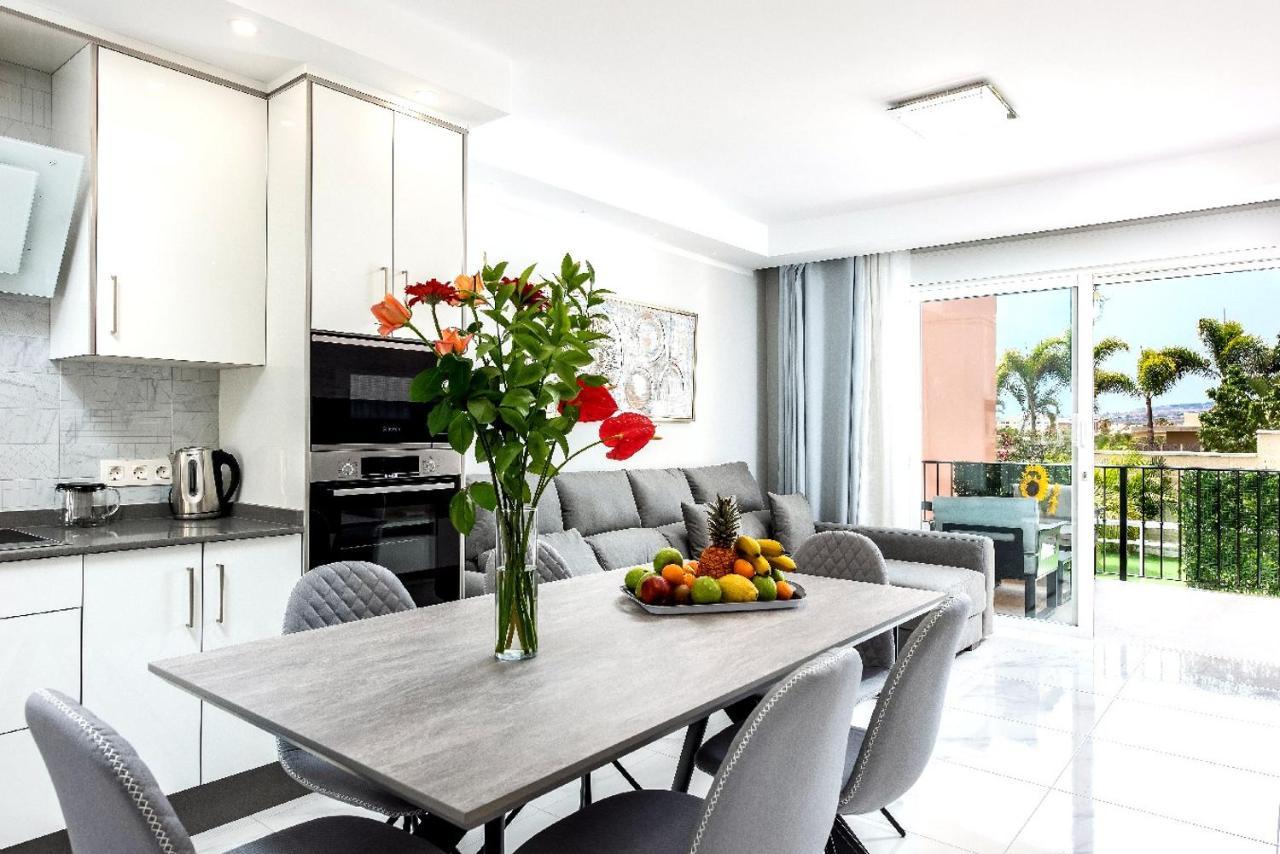 Modern 4 Bedroom In Appartement *