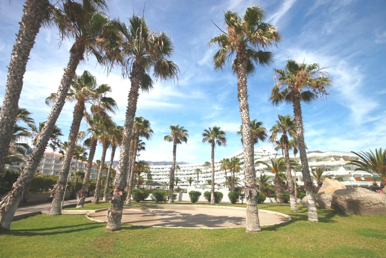 Appartement Luxury In Beachfront Complex In El Duque Area, *