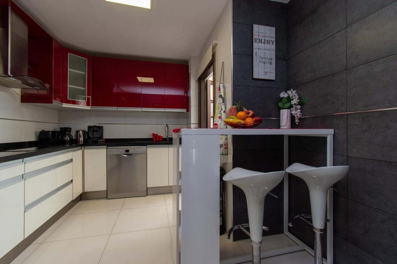 Duplex In Playa De Americas-center * Playa de las Américas