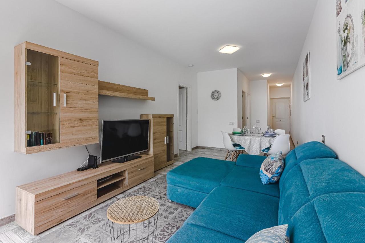 Apartment Cozy In El Duque By Altamarhomes