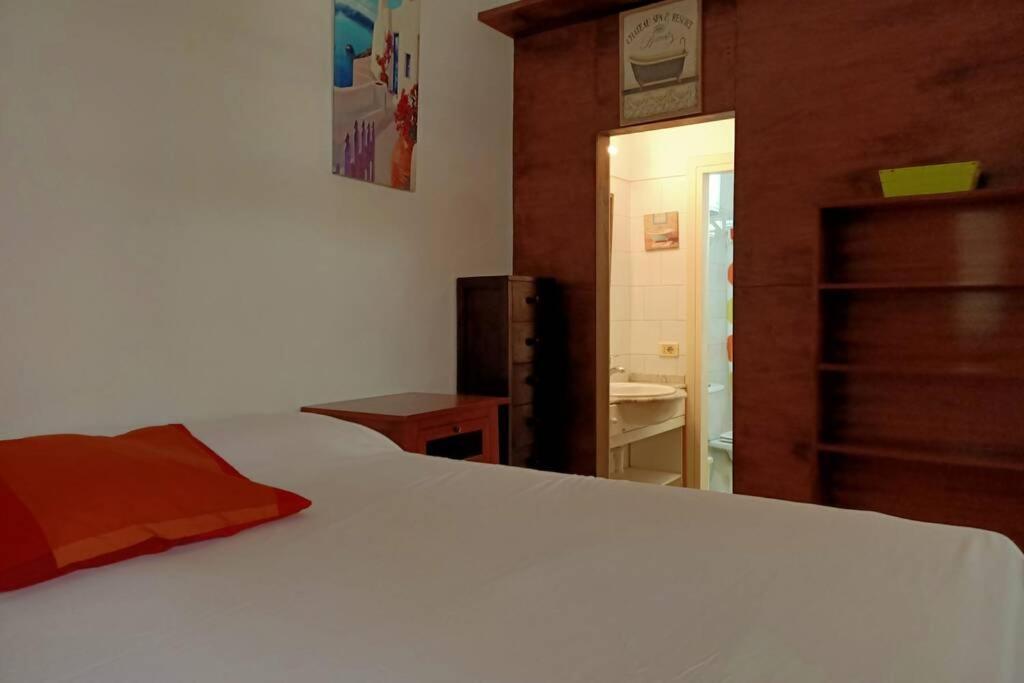 Apartamento-bungalow Con Jardin Y Garaje Apartment