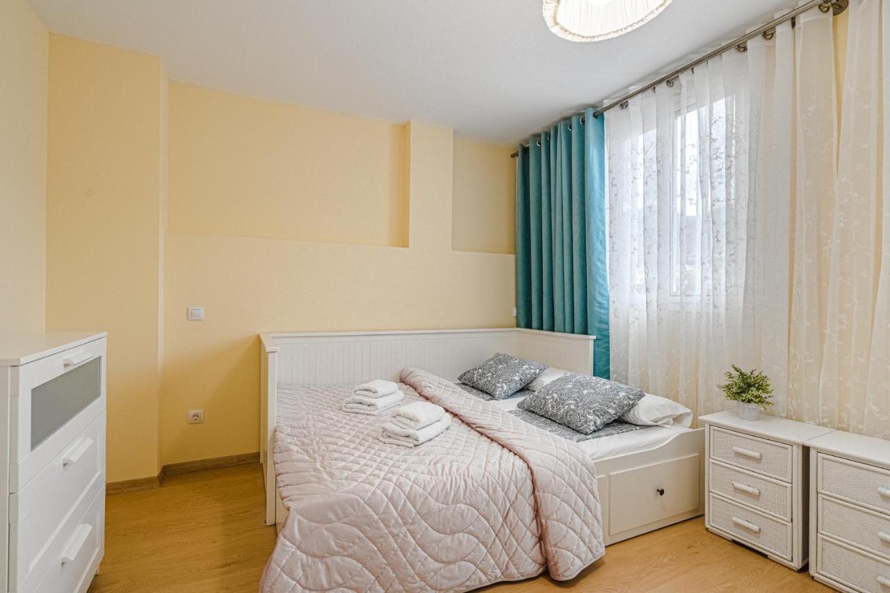 Red Large Family Apartment, Three Floors, 10 Guests * Costa Adeje (Tenerife)
