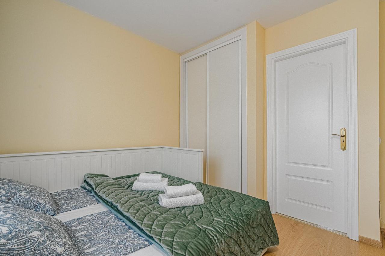 Appartement Red Large Family Apartment, Three Floors, 10 Guests *