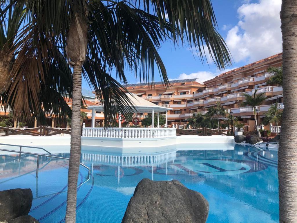 Vistas - Tenerife Royal Gardens Apartment Playa de las Americas (Tenerife)