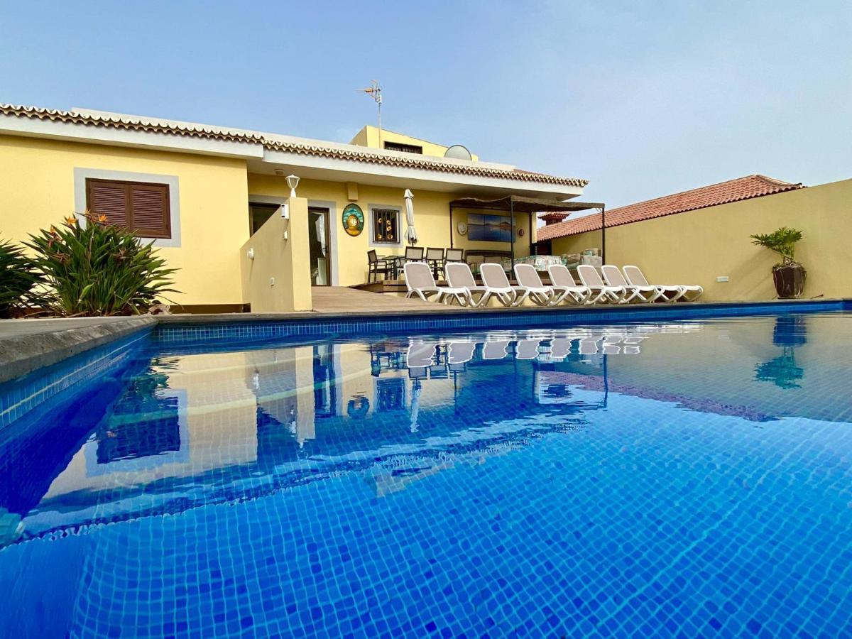 Tinizara Arona (Tenerife)