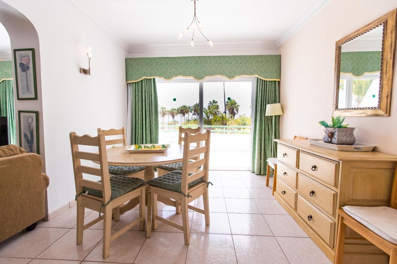 Two Bedroom Near El Duque Beach, Apartamento