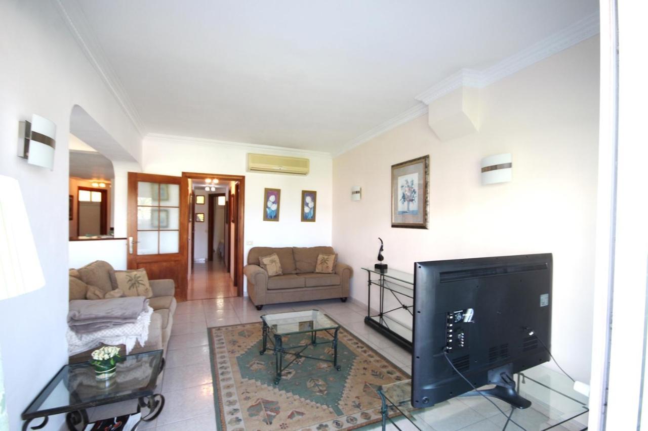 Two Bedroom Near El Duque Beach,