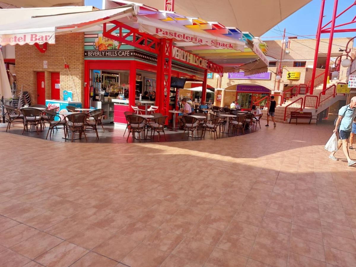 First Line Geranios Ocean View Air Conditioned 50 M From La Pinta Apartment