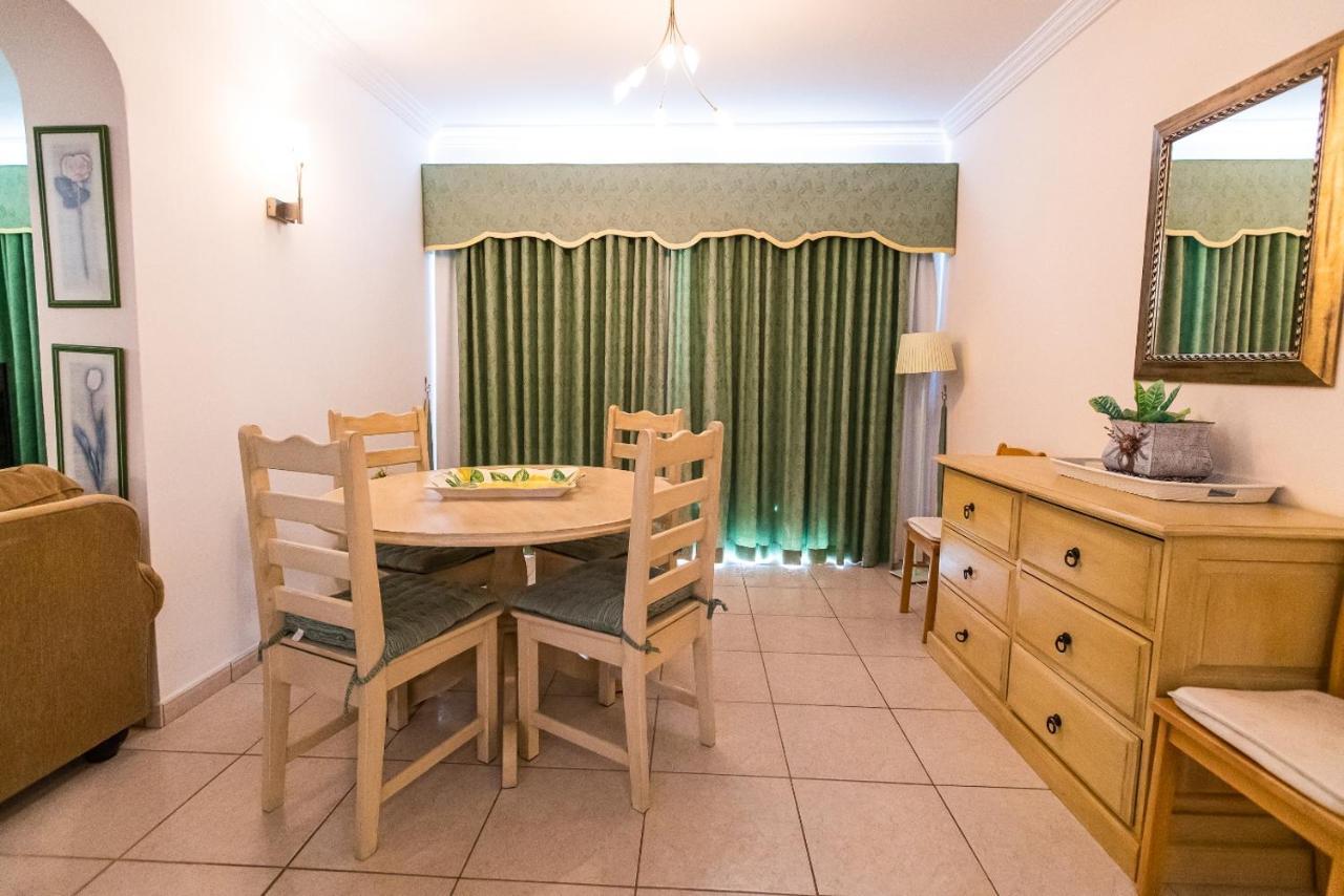 Two Bedroom Near El Duque Beach, Apartamento Costa Adeje (Tenerife)