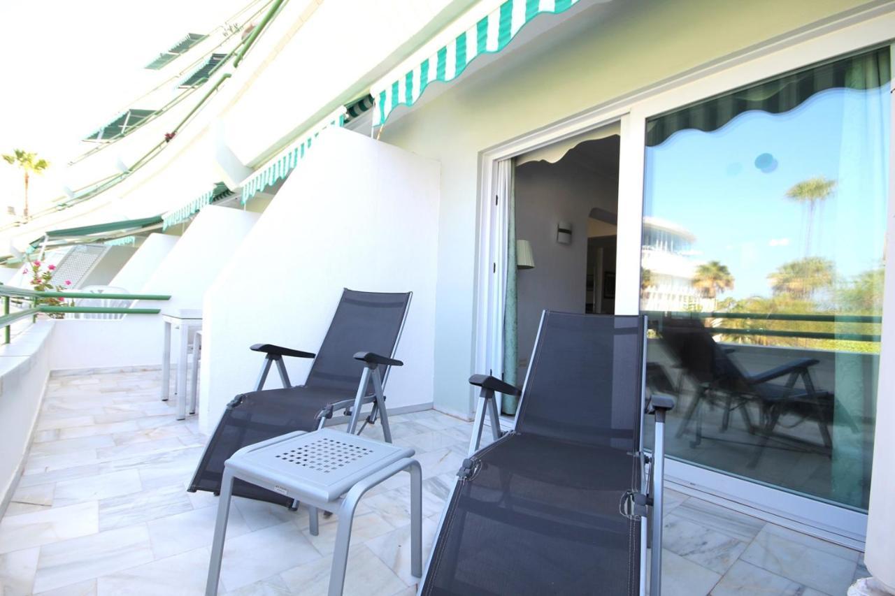 Two Bedroom Near El Duque Beach, Apartamento *