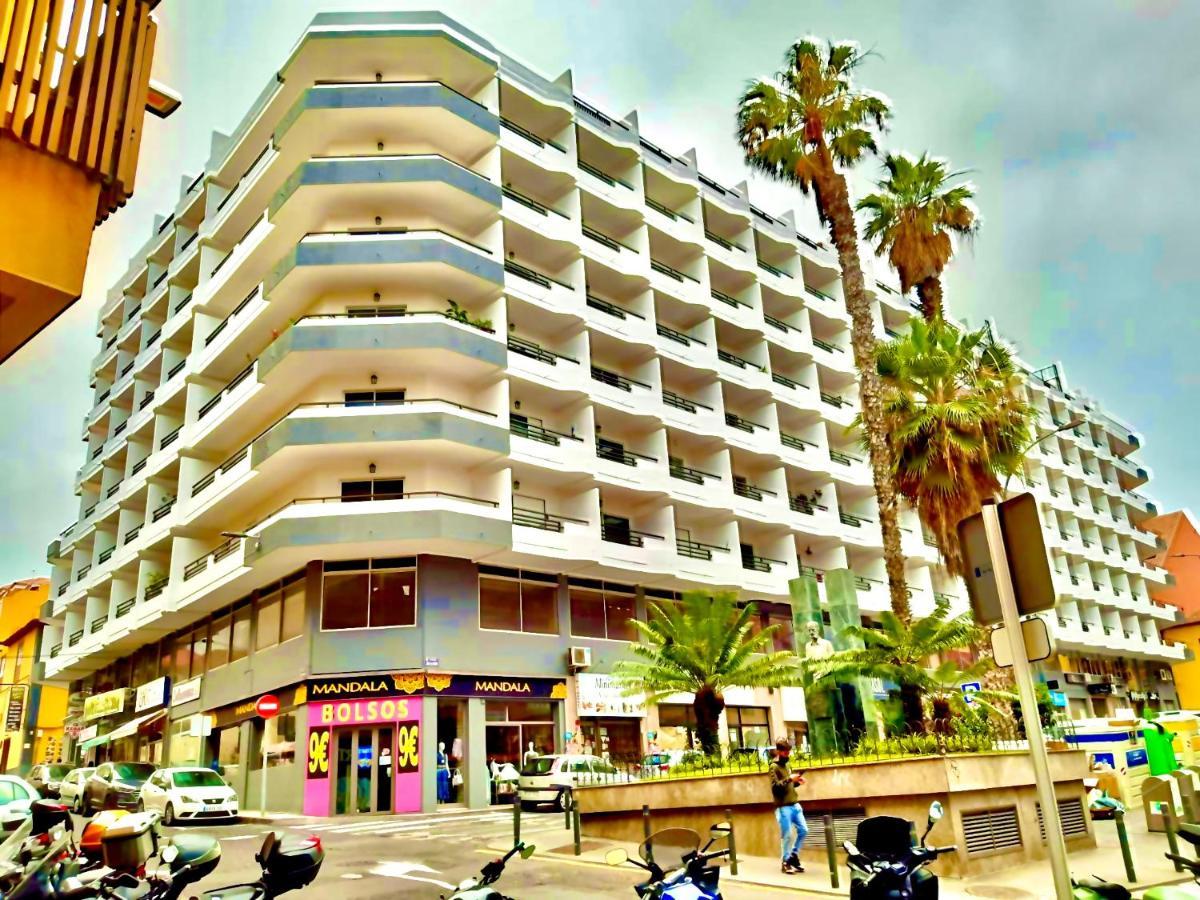 Atico Con Piscina En El Centro Puerto De La Cruz - Edificio Girasol Apartment