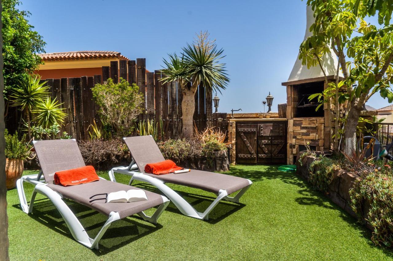 Deluxe Bella Air Con & Heated Pool, Tenerife South Villa *