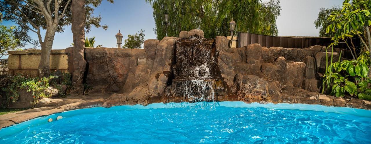 Deluxe Bella Air Con & Heated Pool, Tenerife South *