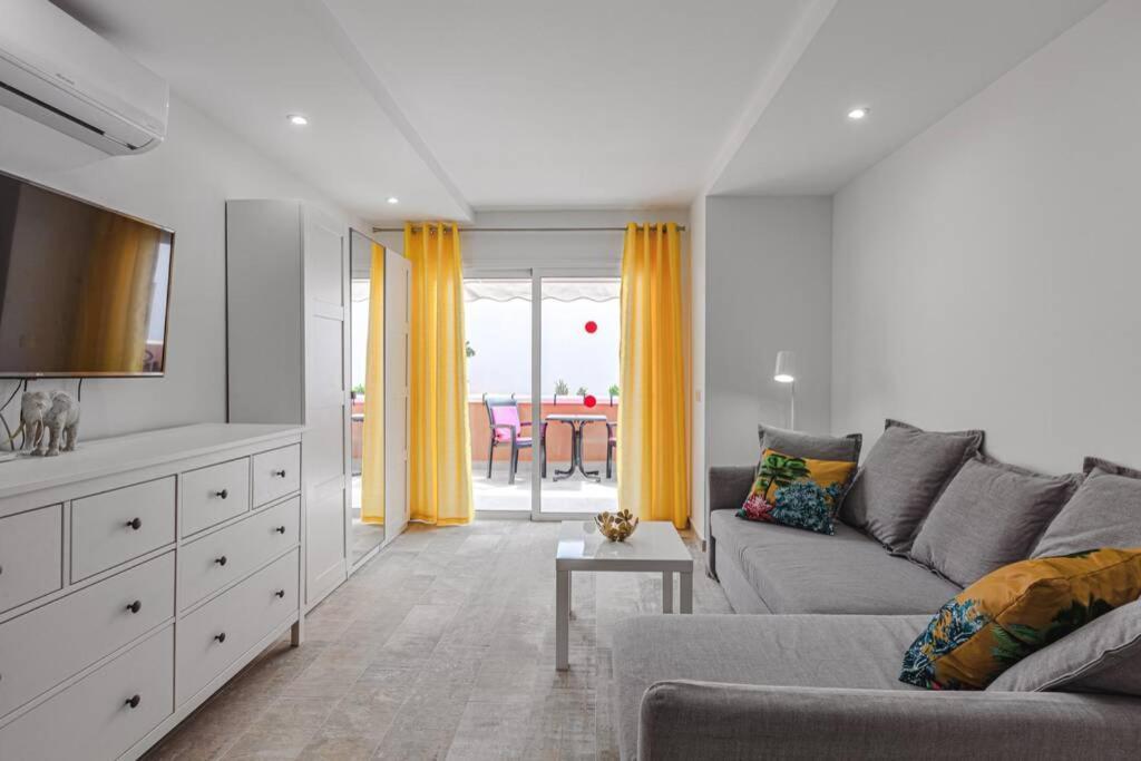 Apartment Tenerife Royal Gardens One Bedroom Playa de las Americas (Tenerife)
