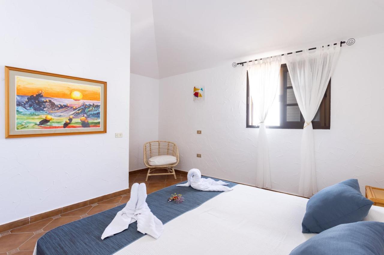 Casa Limon - Ocean View - Bbq - Garden - Terrace - Free Wifi - Child & Pet-Friendly - 2 Bedrooms - 6 People Poris de Abona
