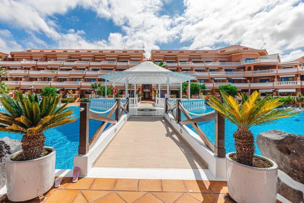 Tenerife Royal Gardens One Bedroom * Playa de las Americas (Tenerife)