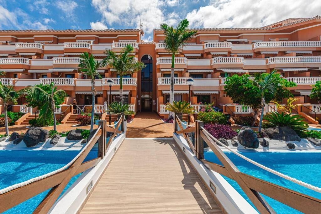 Tenerife Royal Gardens One Bedroom * Playa de las Americas (Tenerife)