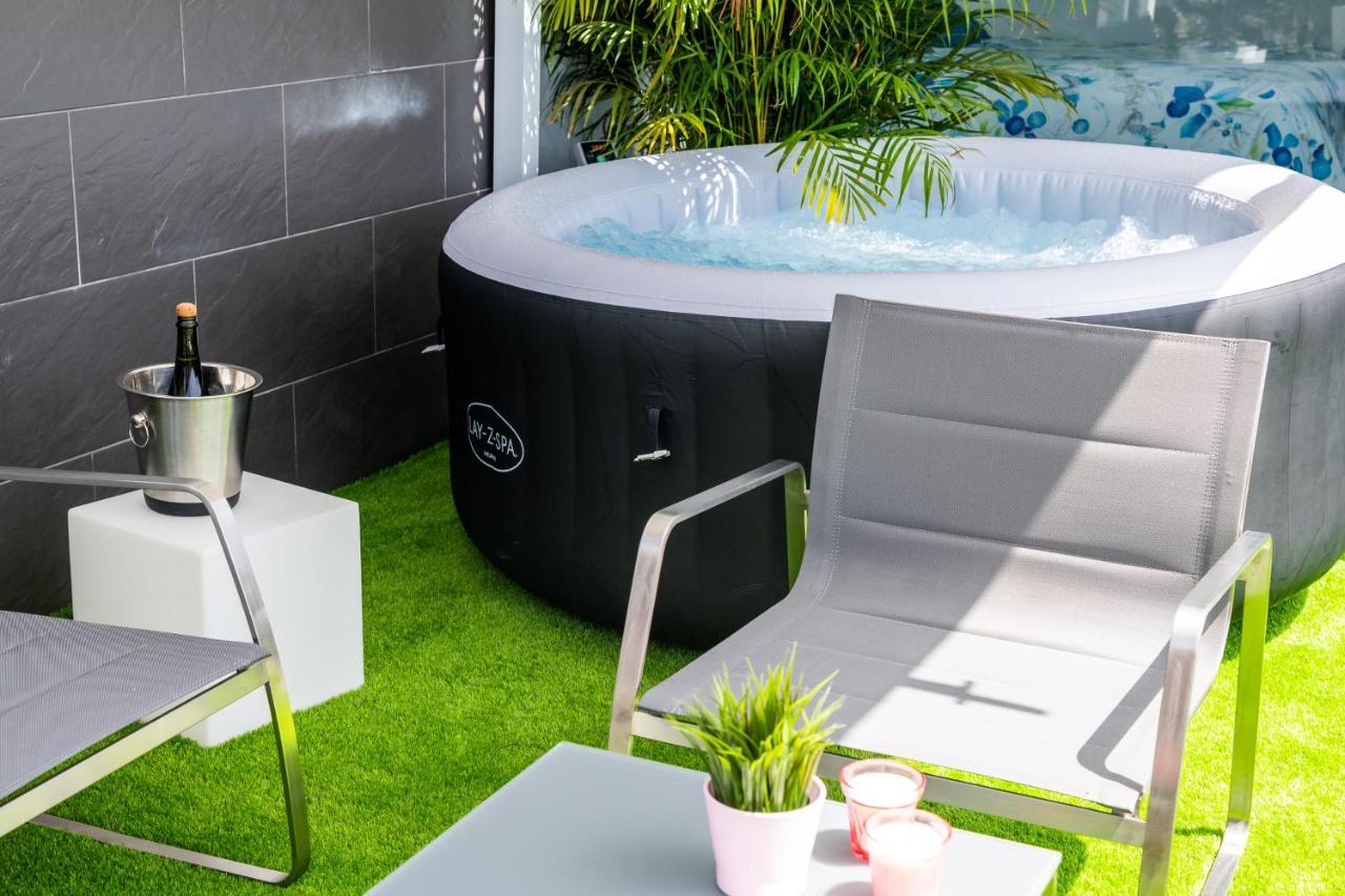Hébergement de vacances Sara De Lujo Piscina Privada Climatizada *