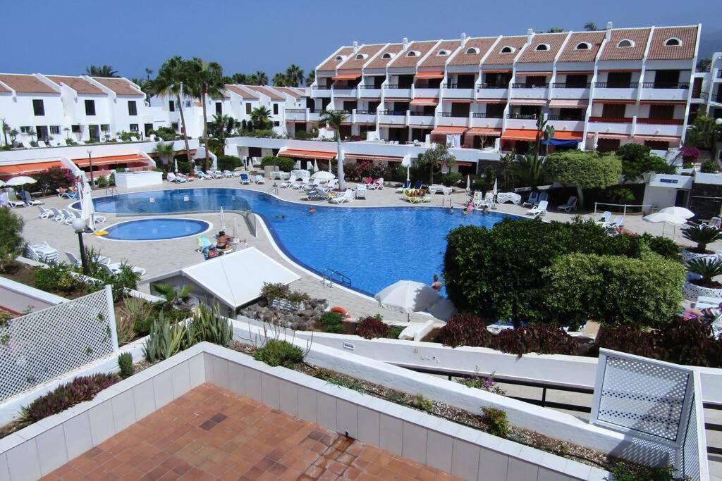 2 Bedrooms Playa Américas Parque Santiago I Heated Pool Appartement