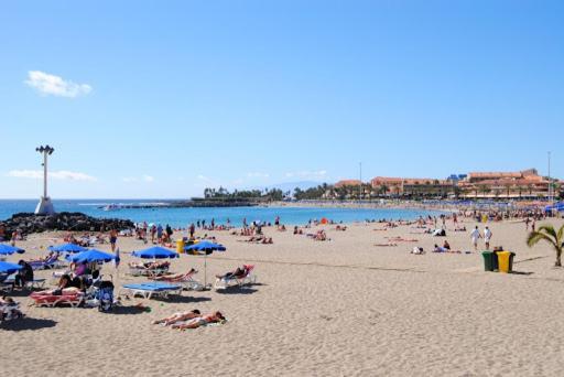 Tenerife Sun Holidays , Los Cristianos Arona (Tenerife)