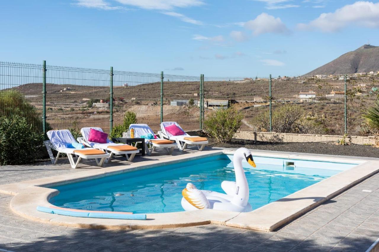 Private Heated Pool Apartment *