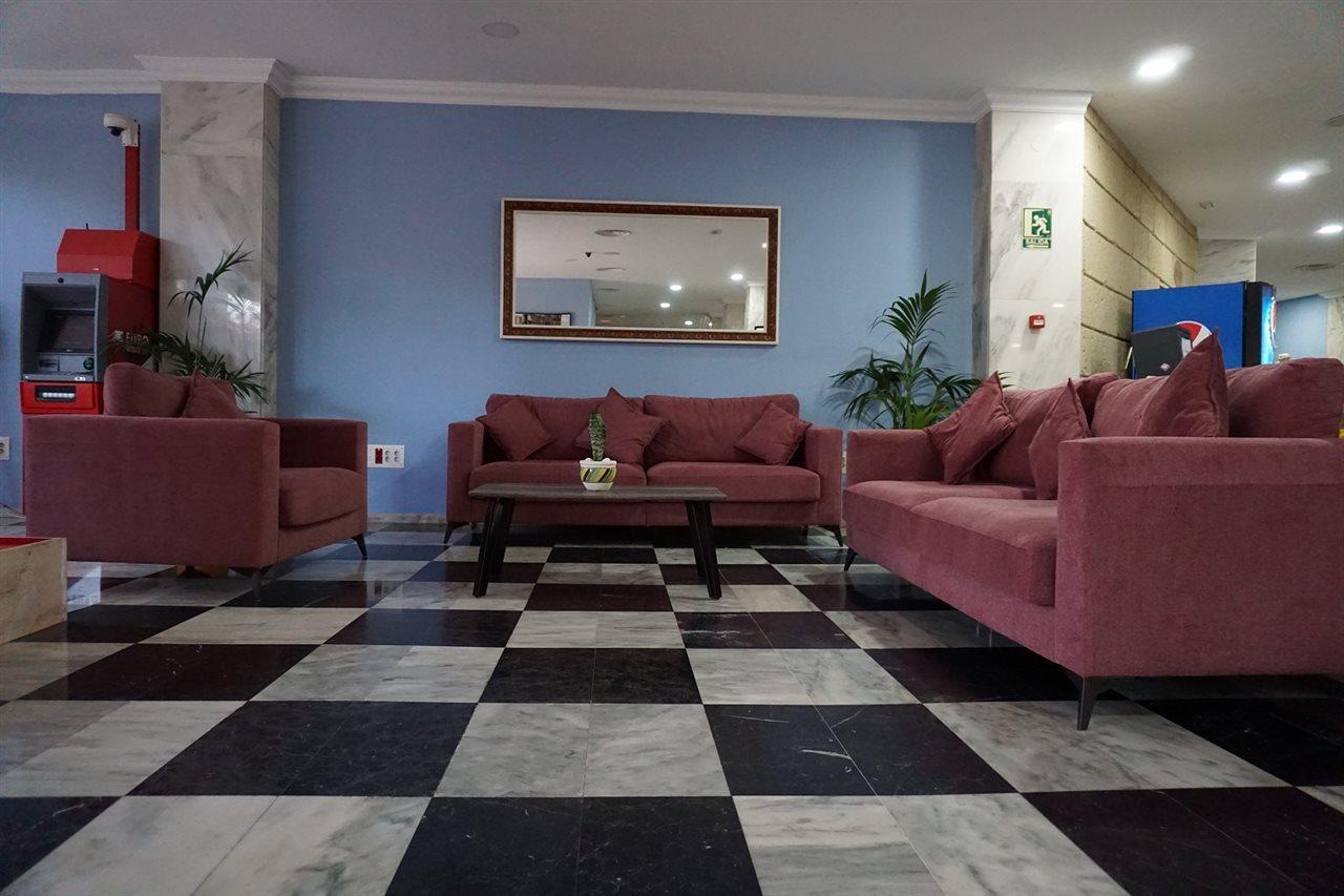 Hotel Piramides