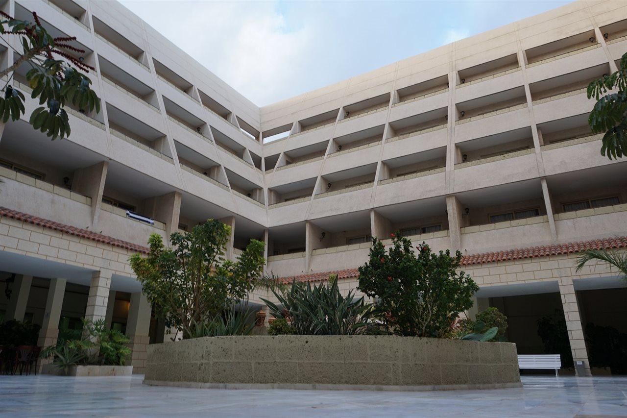 Piramides Hotel