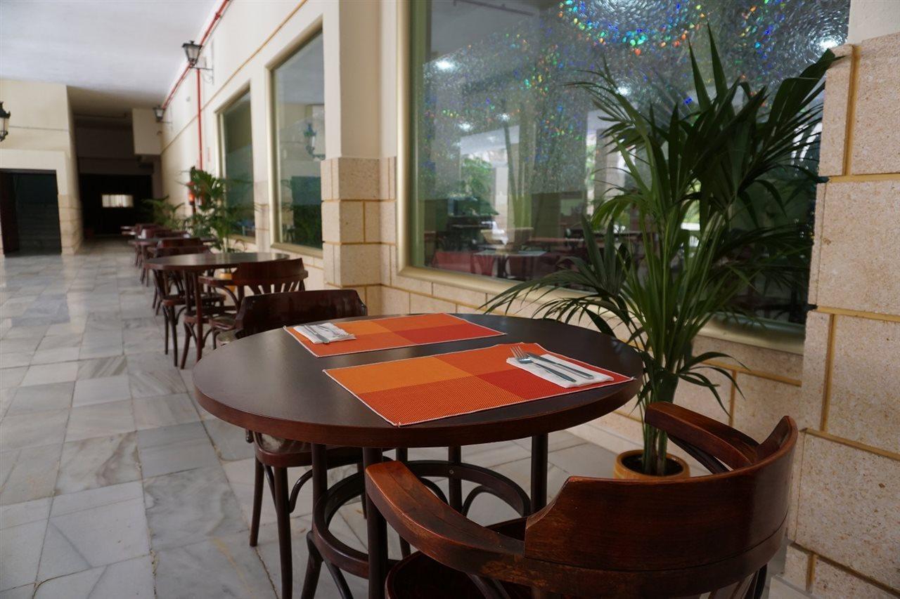 Hotel Piramides