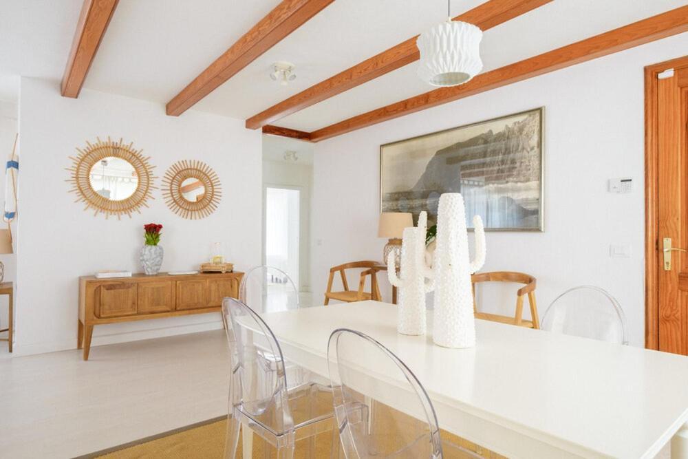 The Cliff - Comfortable & Friendly 3 Bedroom - Gigantes Apartment