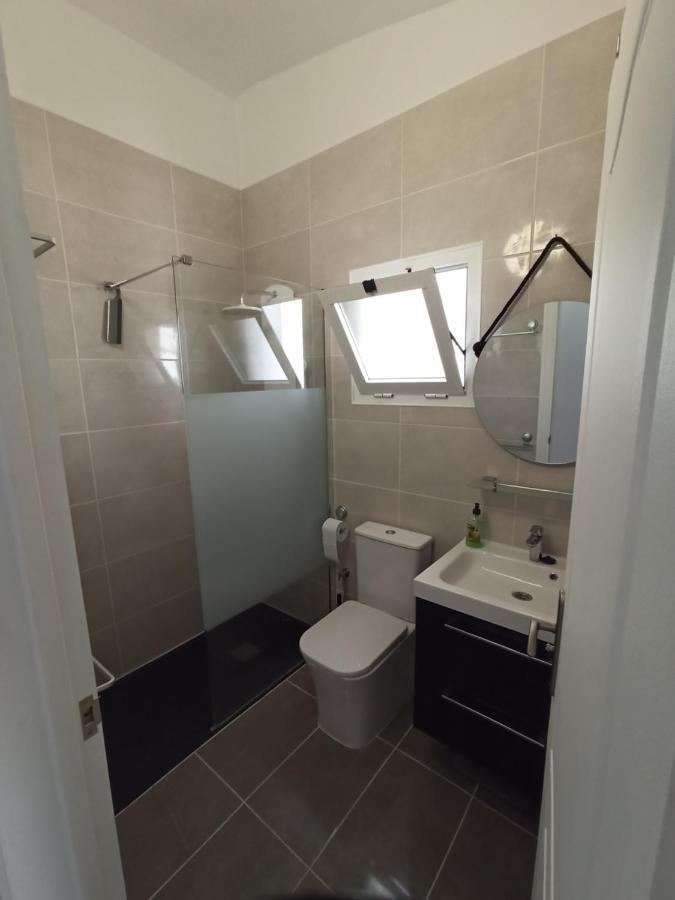 Golfsur-jacuzzi-privateparking-2bath-4bedroom-4tv-netflx-fastwifi San Miguel de Abona
