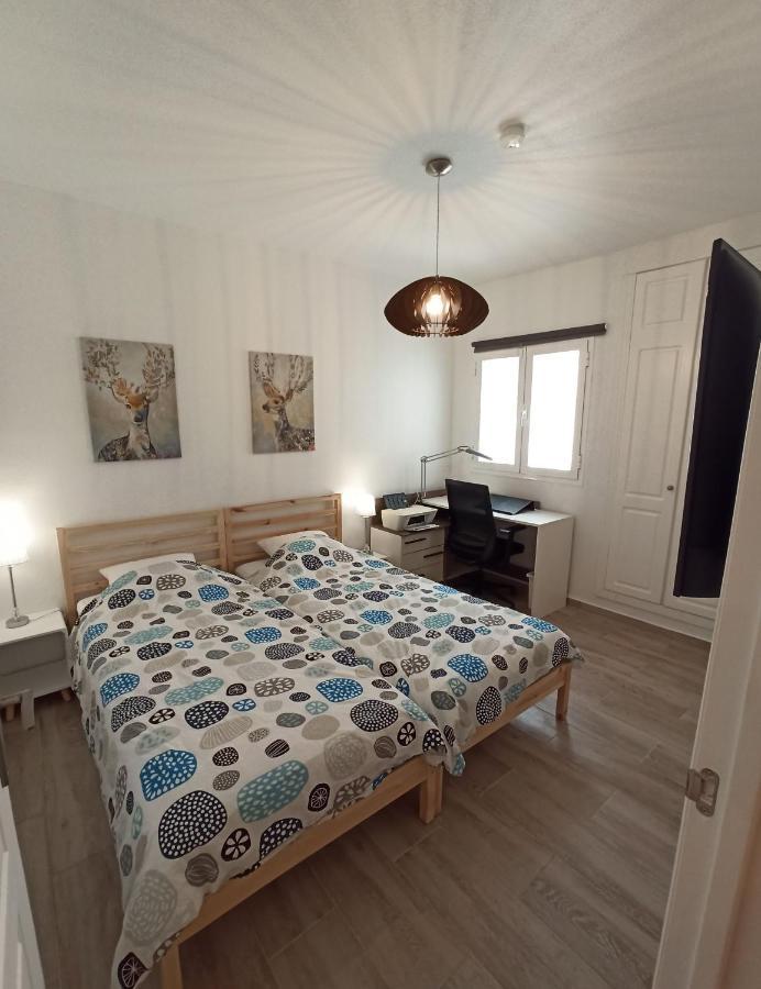 Golfsur-jacuzzi-privateparking-2bath-4bedroom-4tv-netflx-fastwifi * San Miguel de Abona