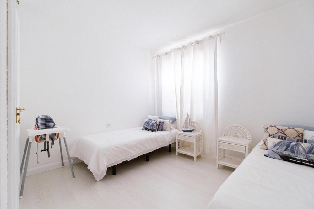 The Cliff - Comfortable & Friendly 3 Bedroom - Gigantes Apartment